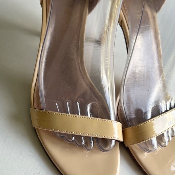 Halogen Cream Patent Leather Ankle Strap Heels size 8 - Picture 7 of 16